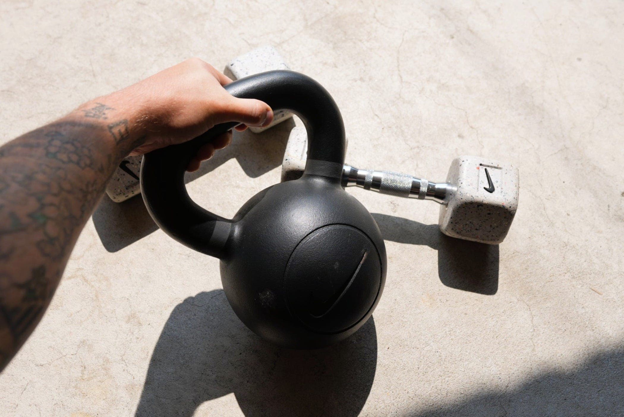 Đánh Giá Thiết Bị Tập Gym Nike Strength: Đáng Tiền Hay Chỉ Là Hào Nhoáng?